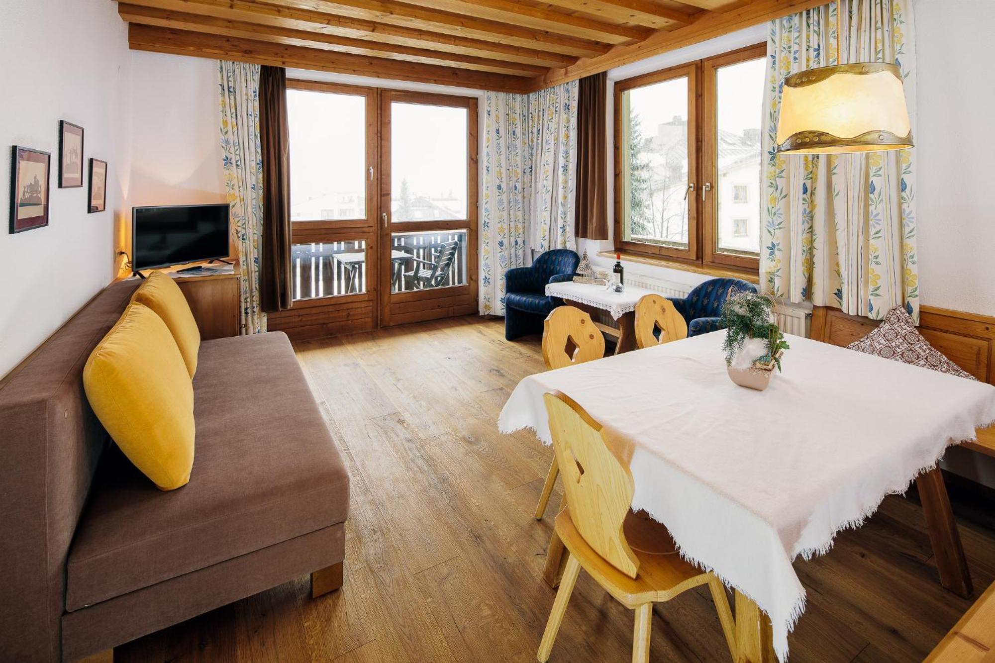 Hotel Komperdell Серфаус Номер фото