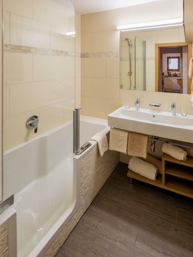 Hotel Komperdell Серфаус Экстерьер фото