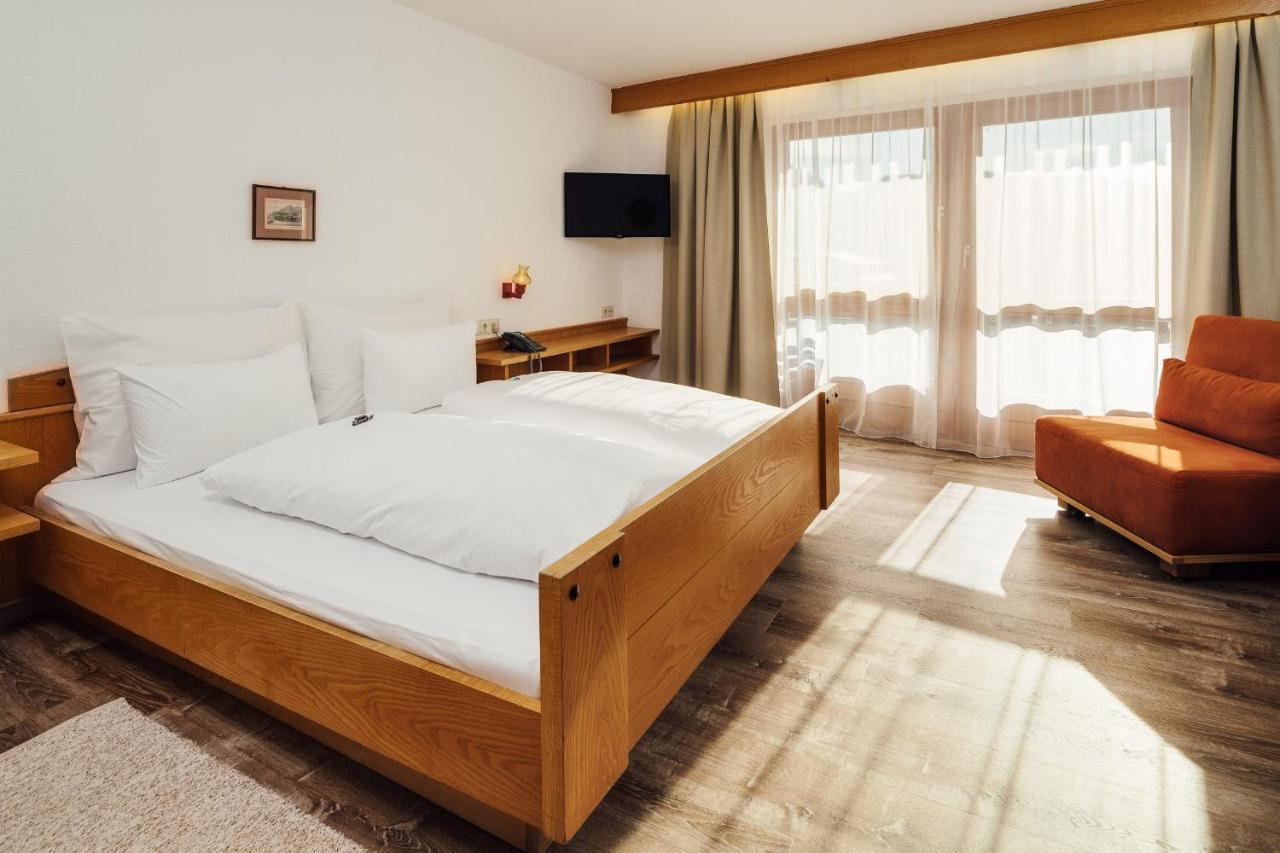 Hotel Komperdell Серфаус Экстерьер фото